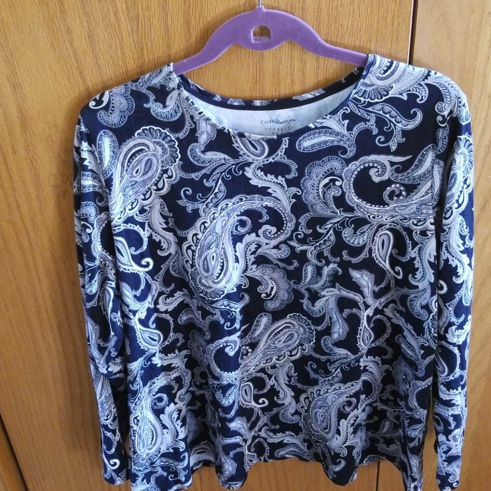 Long sleeve shirt